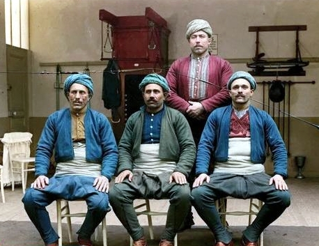 1904 Turkish Wrestlers paris